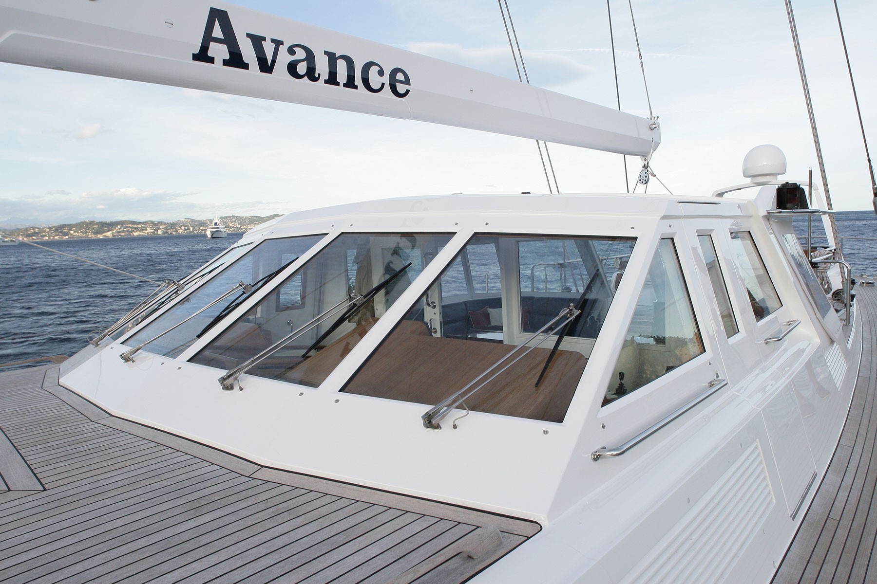 09-Antares Avance